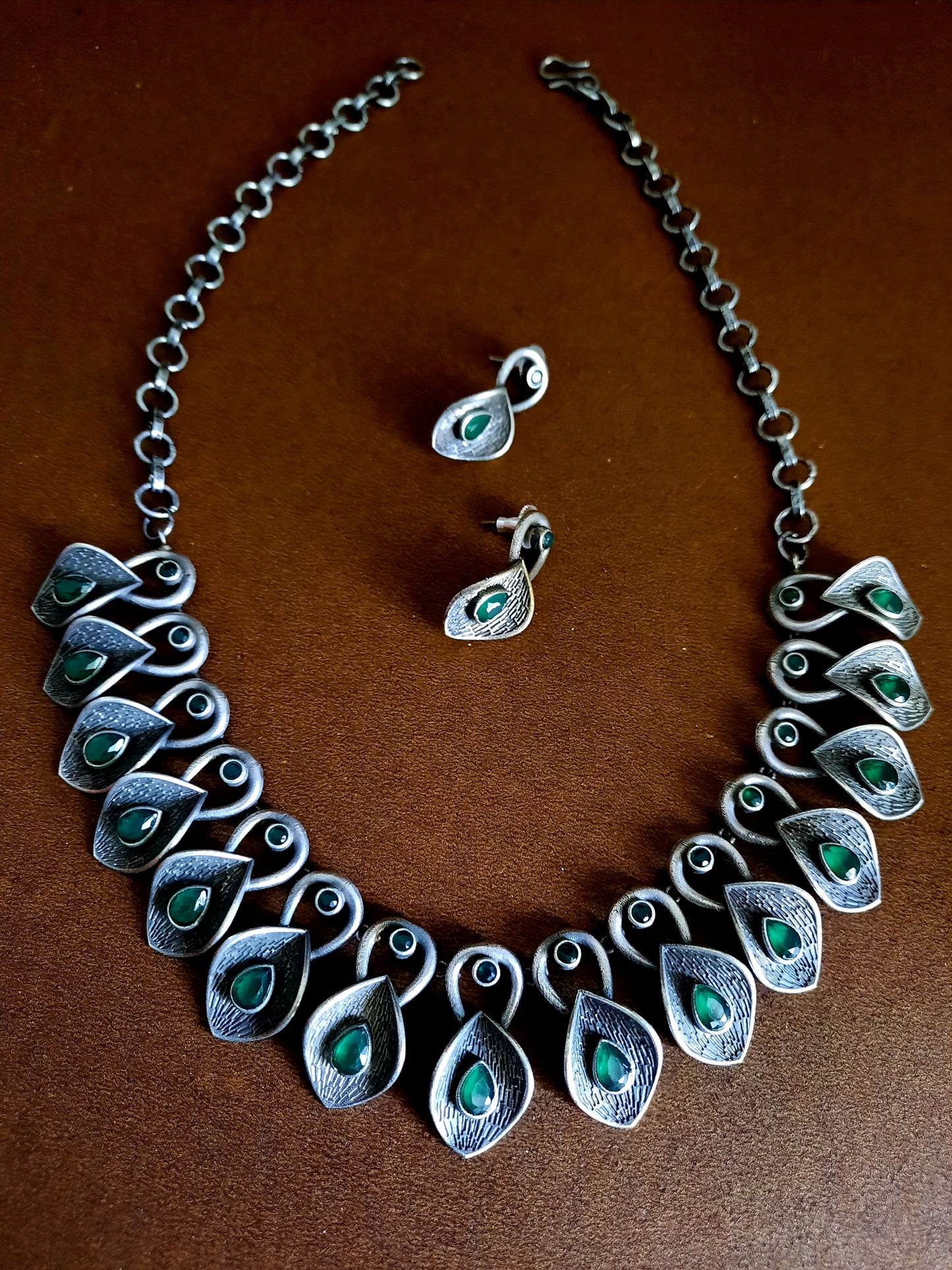 Jennifer Green Necklace Set