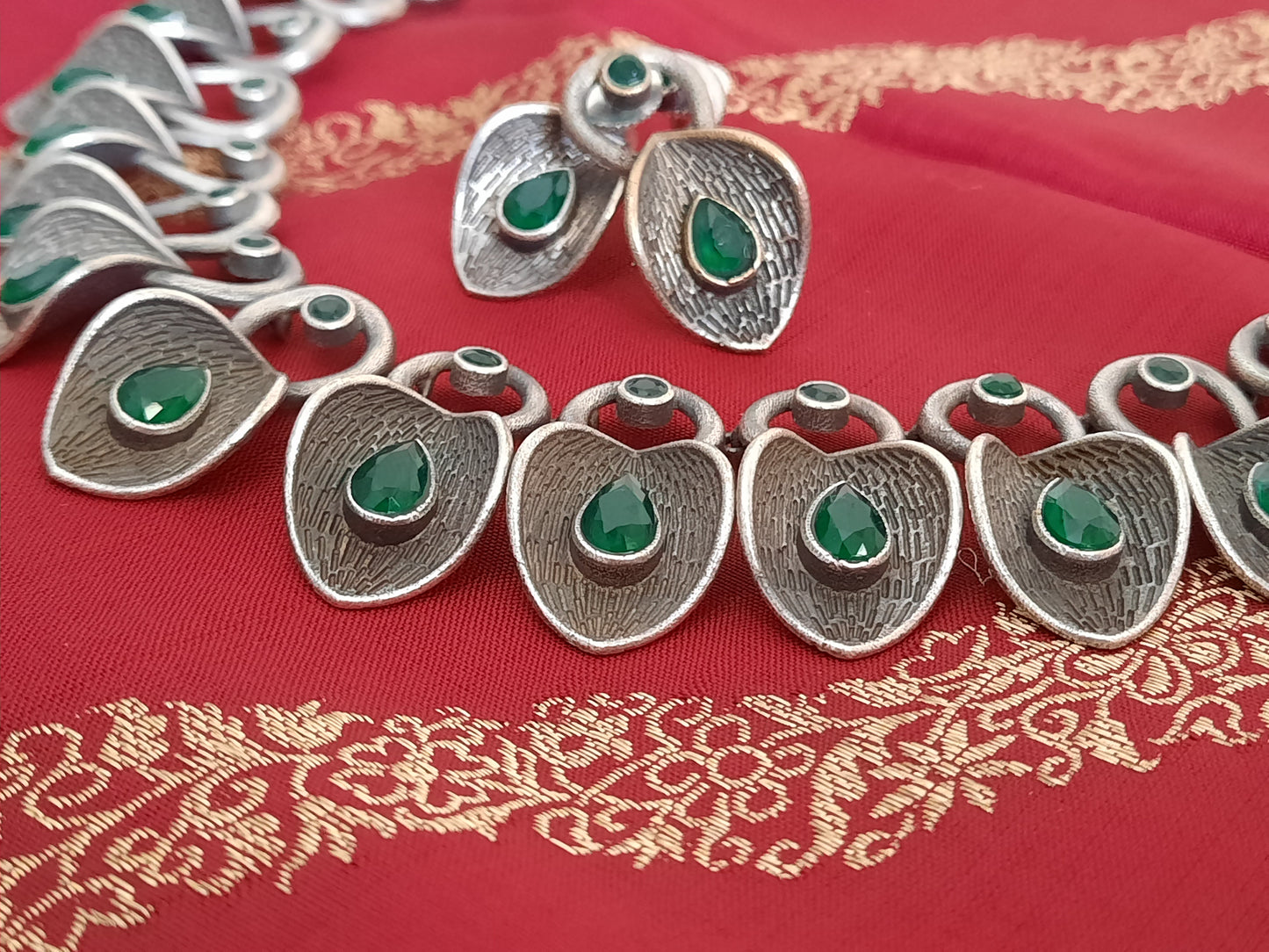 Jennifer Green Necklace Set