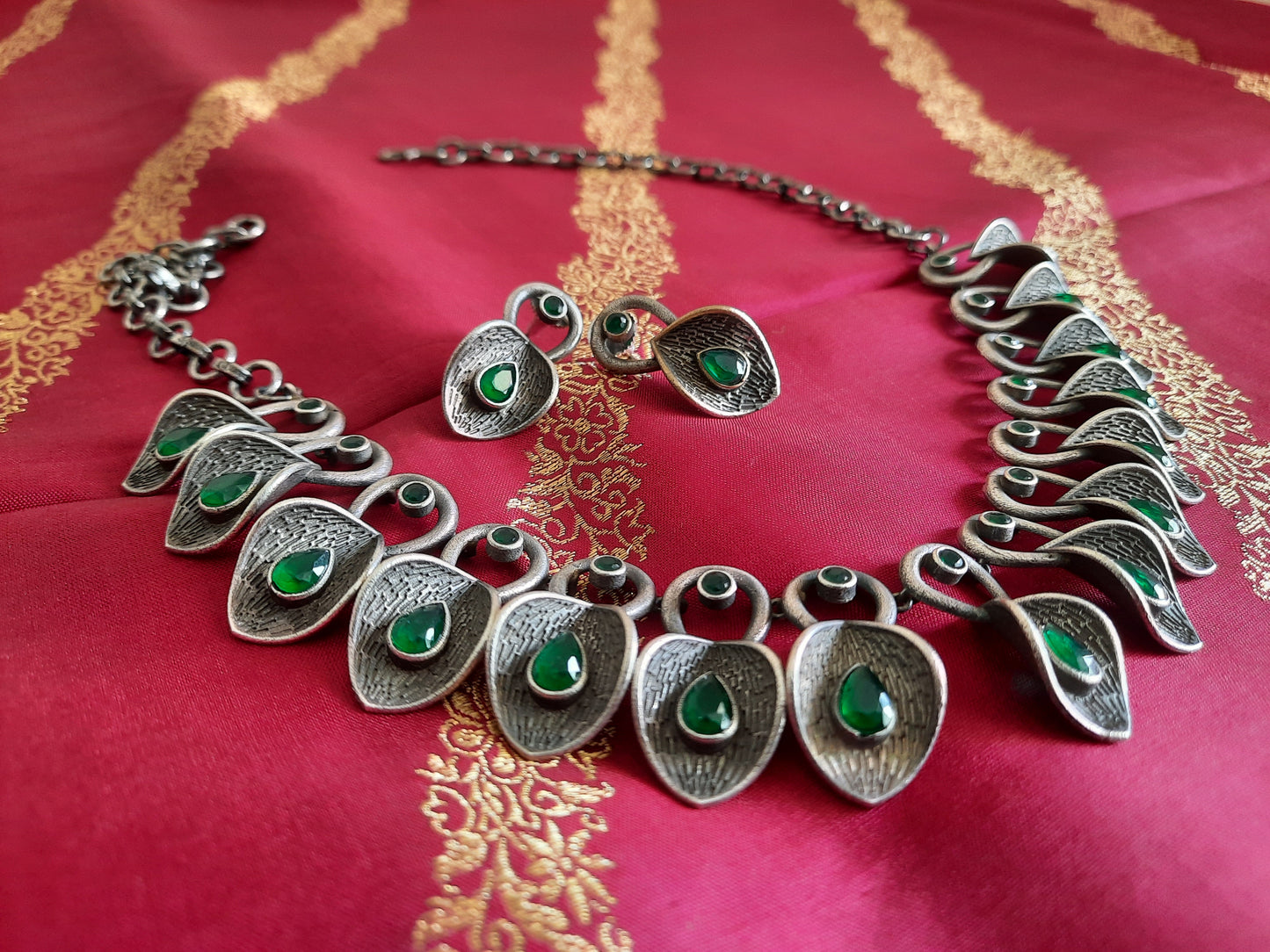 Jennifer Green Necklace Set